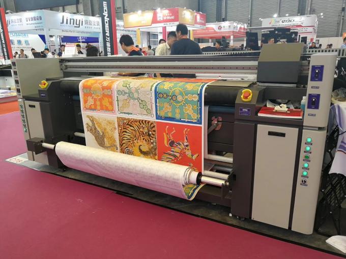 Печатная машина сублимации цифров большого формата хлопает вверх принтеры ткани флага 5